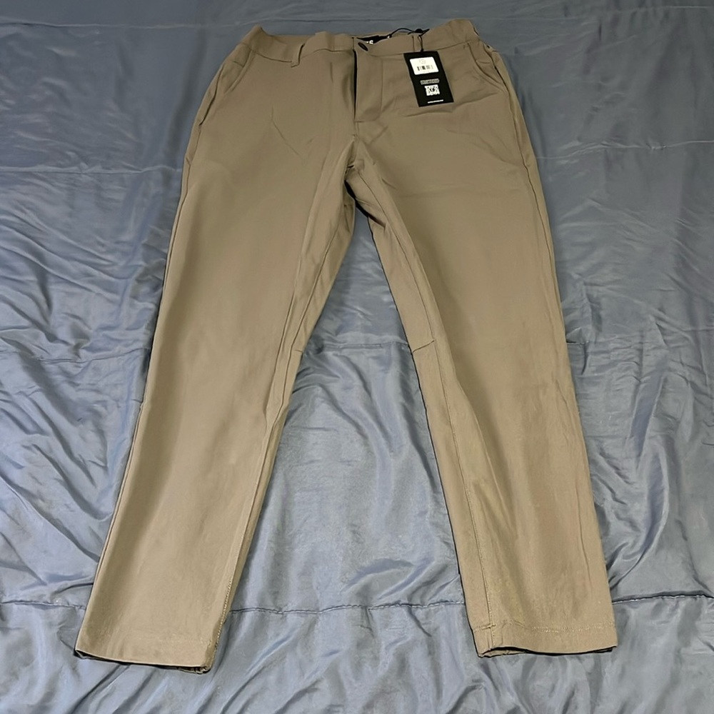 CUTS Jogger pants